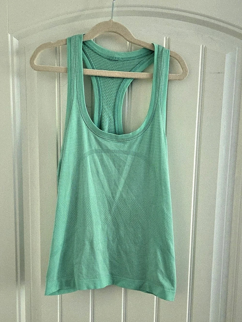 lululemon Swiftly Tech Racerback Tank Top 2.0 in Green